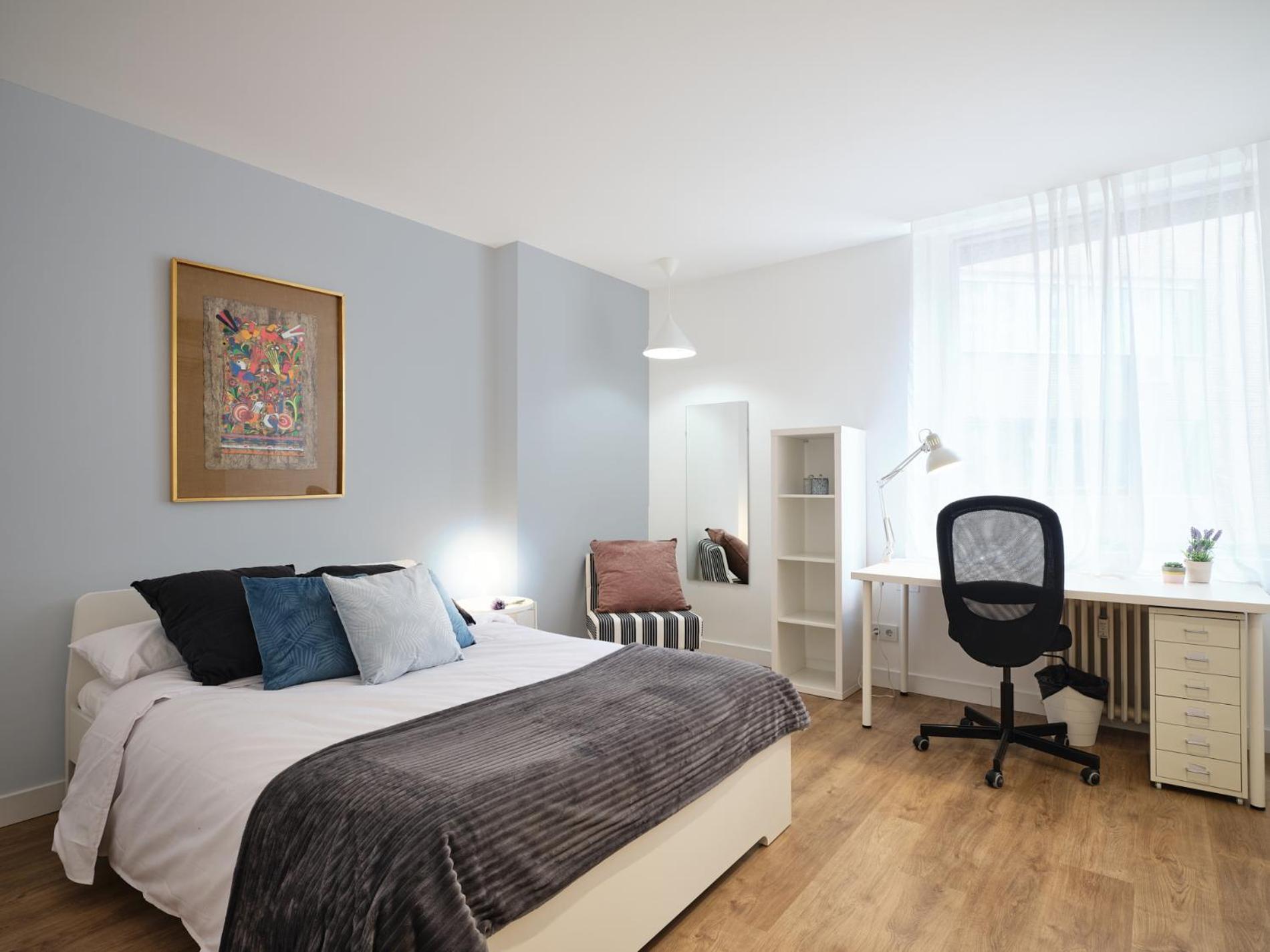 My City Home - Student Rooms In Moncloa Мадрид Екстериор снимка