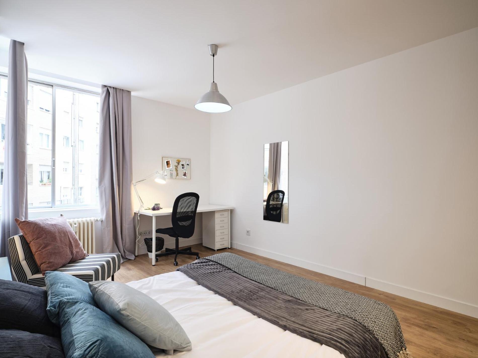 My City Home - Student Rooms In Moncloa Мадрид Екстериор снимка